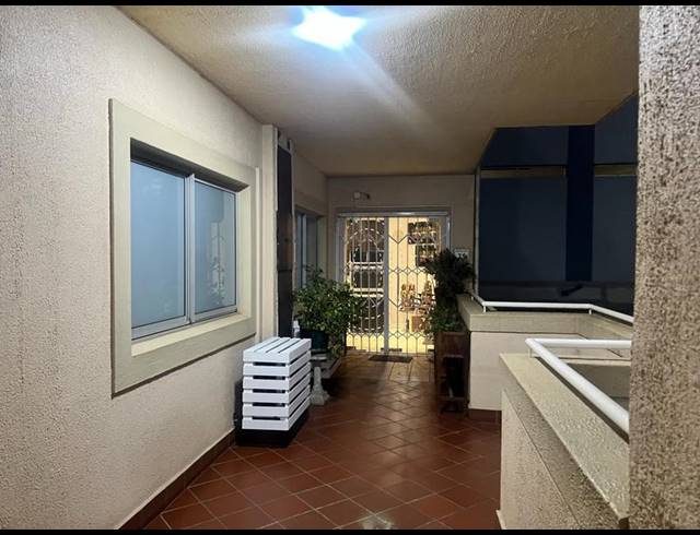 3 BEDROOM APARTMENT FOR SALE IN UMHLANGA RIDGE